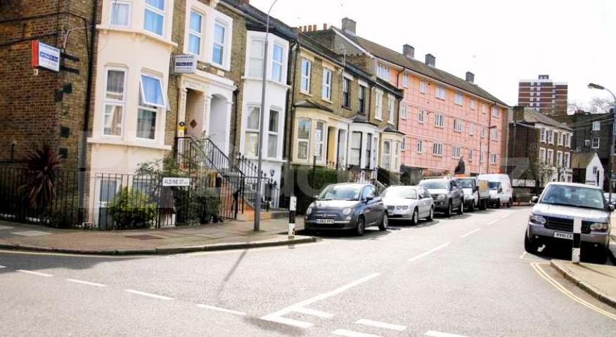 			NEW INSTRUCTION, 2 Bedroom, 1 bath, 1 reception Flat			 Aldine Street, Shepherds Bush